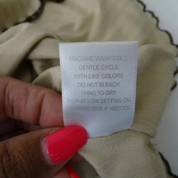 Riley and James Beige Ribbed Sleeveless Cropped Tank Top Women Size S Stretch - Picture 6 of 6